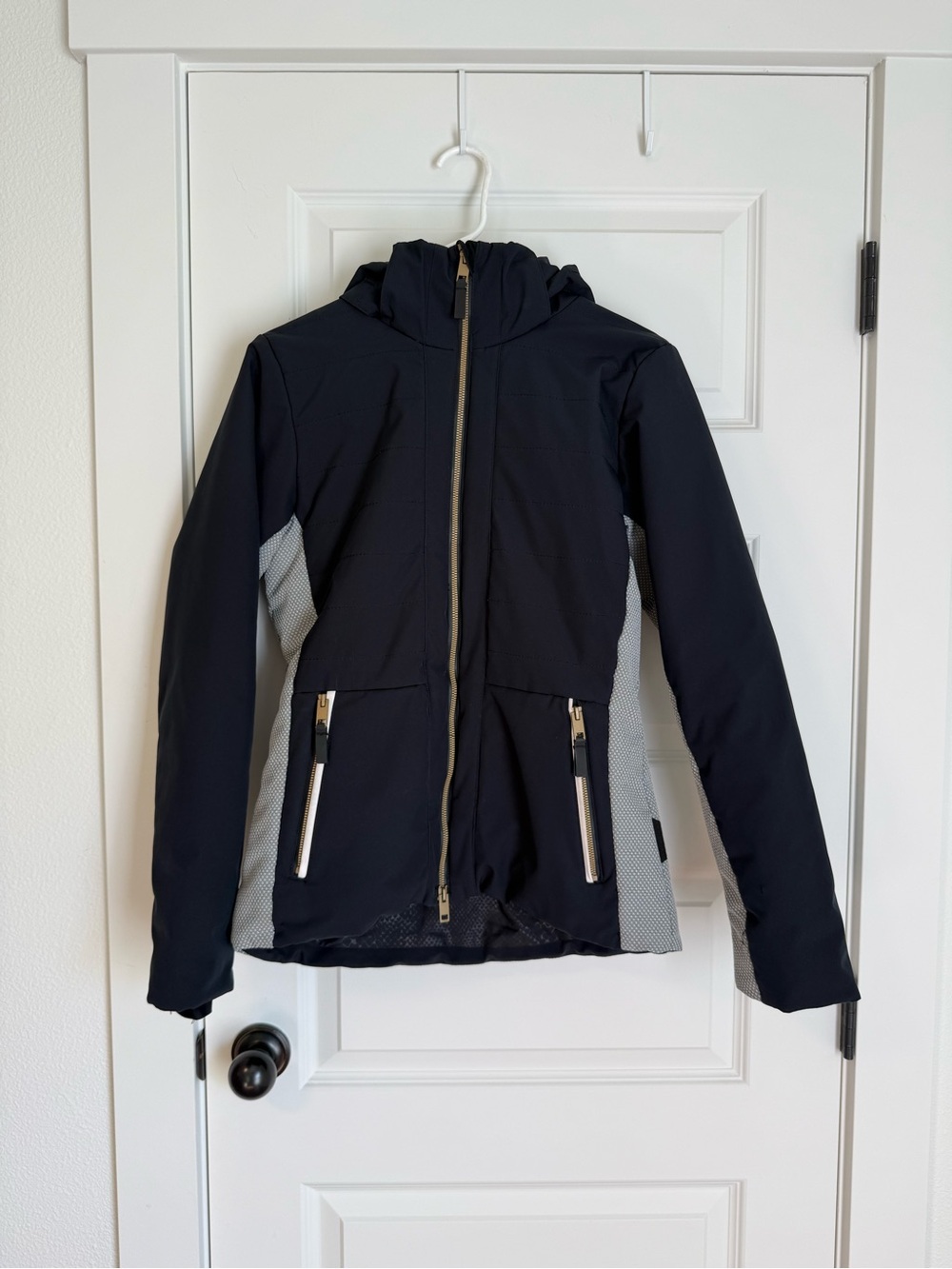 Body Glove Woman’s Ski Jacket